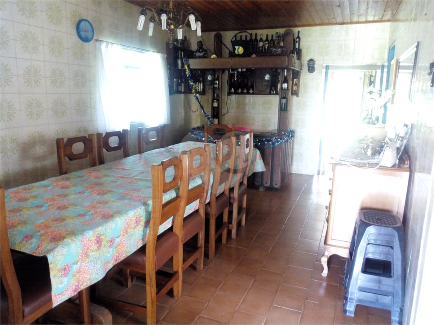 Chácara à venda com 5 quartos, sendo 2 suítes,  no Centro, Sarapuí, SP