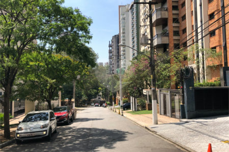 Apartamento à venda com 4 suítes em Vila Suzana, São Paulo, SP