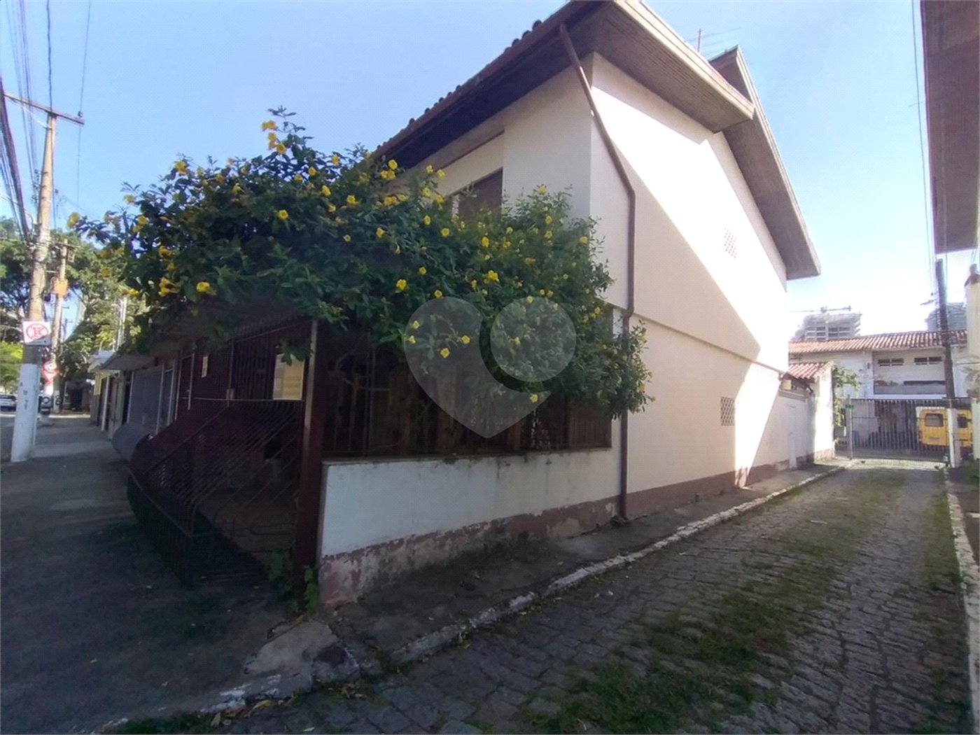 Sobrado à venda com 3 quartos em Vila Cordeiro, São Paulo, SP