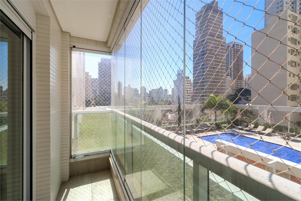 Apartamento à venda com 3 suítes em Perdizes, São Paulo, SP