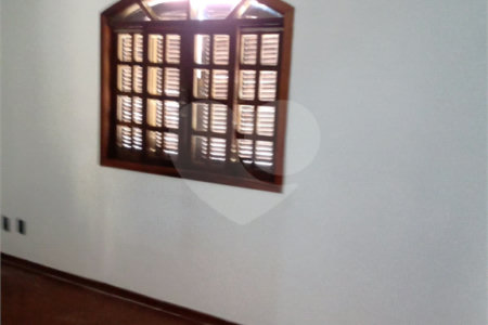 Casa à venda com 5 quartos, sendo 1 suíte, em Campo Grande, Rio de Janeiro, RJ