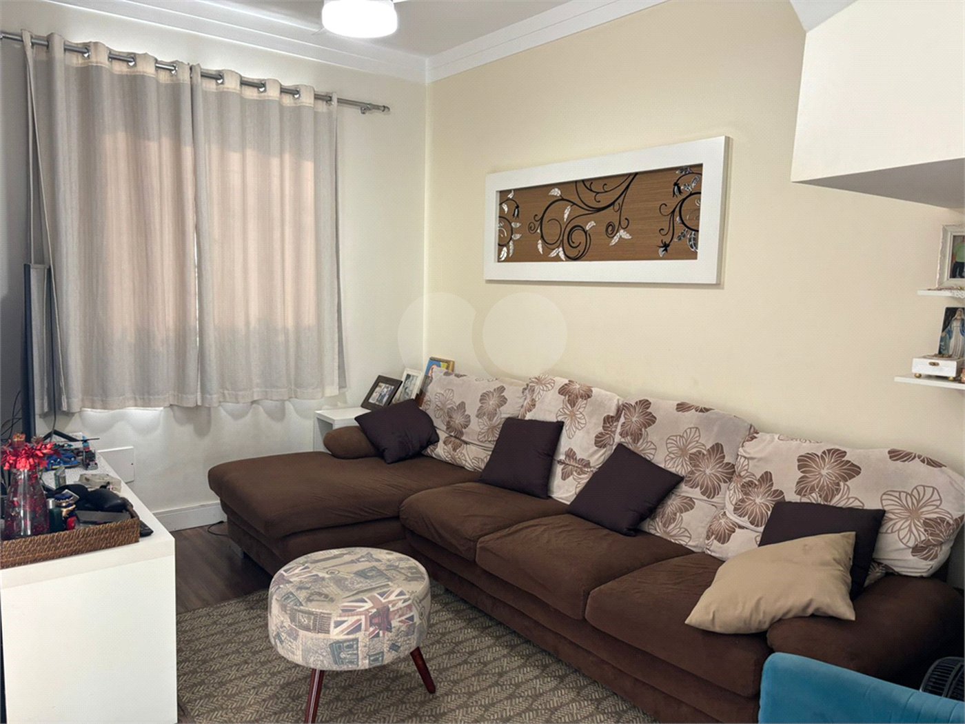Casa à venda com 3 quartos, sendo 1 suíte, no condomínio Vila Nova Horizonte, Suzano - SP