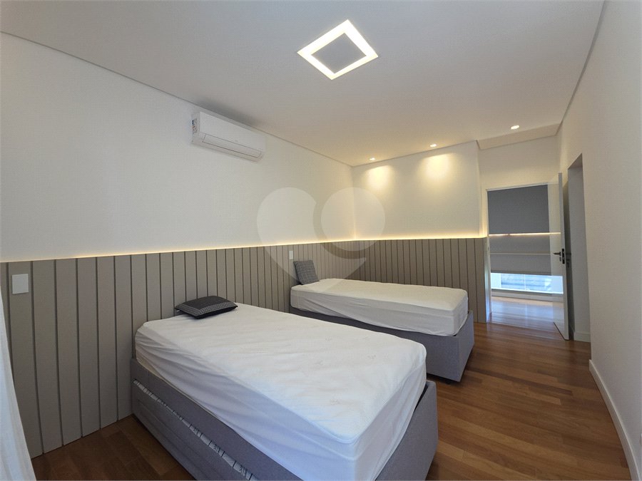Casa à venda com 4 suítes no condomínio Fazenda Imperial, Sorocaba - SP