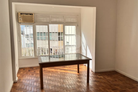 Apartamento à venda com 2 quartos, sendo 1 suíte, em Lagoa, Rio de Janeiro, RJ