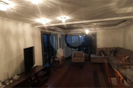Apartamento à venda com 3 suítes em Santa Paula, São Caetano do Sul, SP
