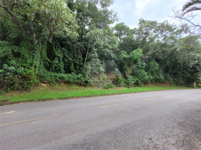 Terreno à venda no condomínio Cantareira, Mairiporã - SP