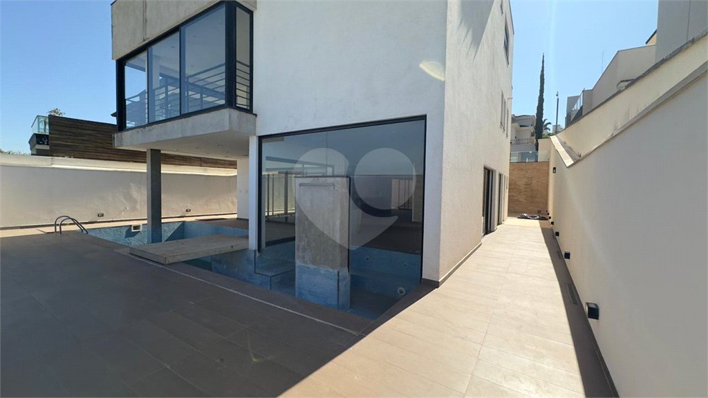 Casa à venda com 6 quartos, sendo 3 suítes, no condomínio Jardim Vila Paradiso, Indaiatuba - SP