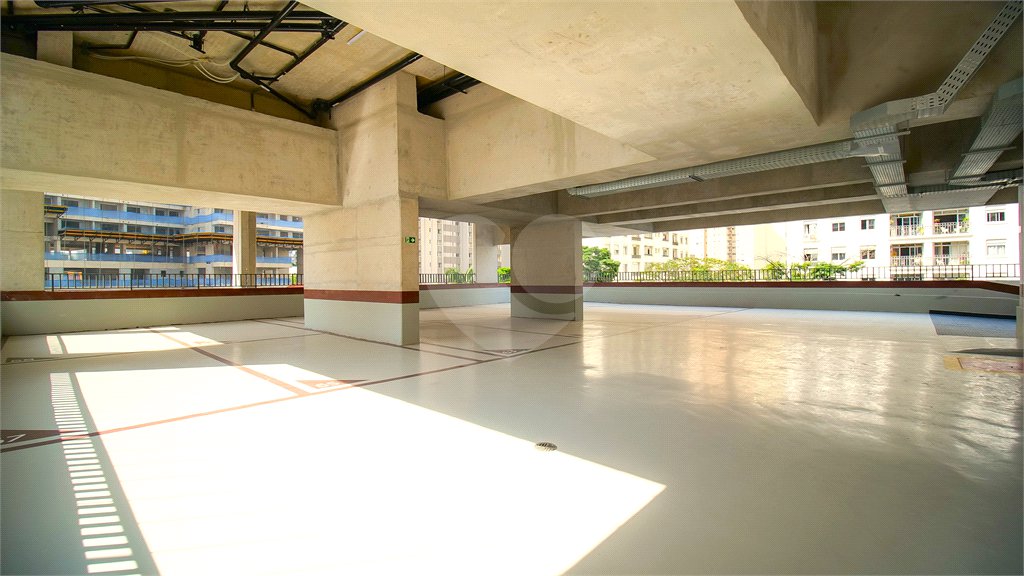 Apartamento à venda com 4 suítes em Jardim das Acácias, São Paulo, SP