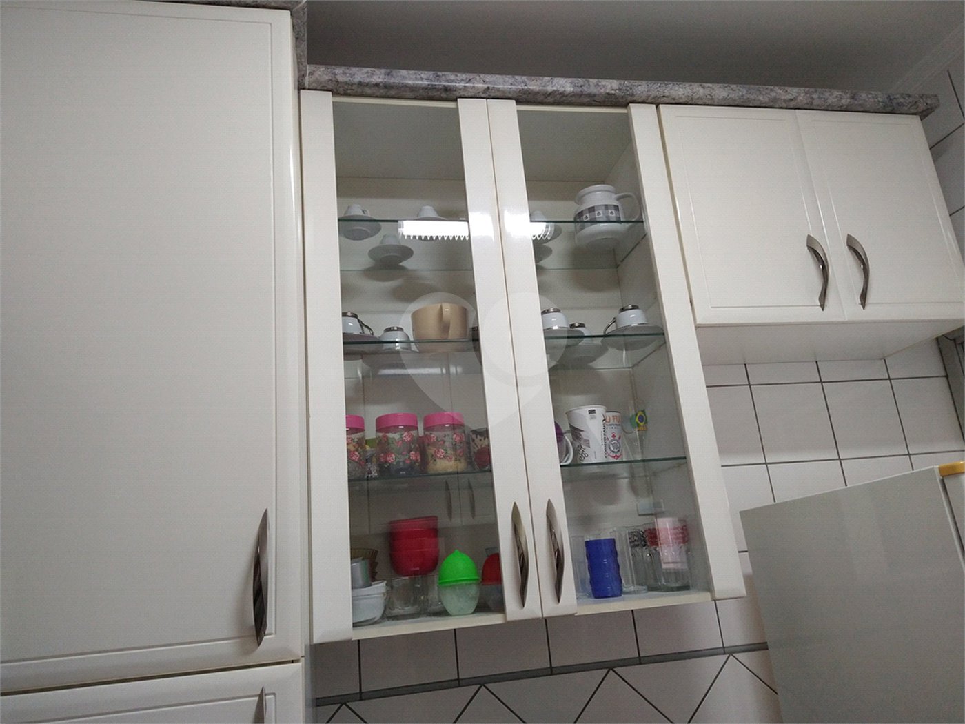 Apartamento à venda com 3 quartos, sendo 1 suíte, em Vila Rubens, Mogi das Cruzes, SP