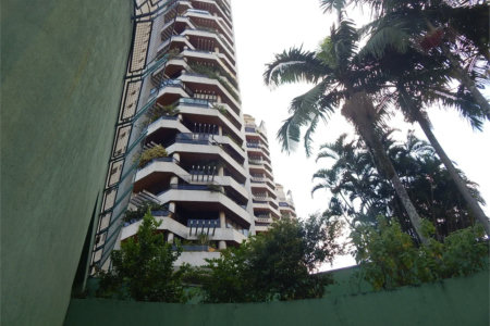 Apartamento à venda com 4 quartos, sendo 3 suítes, em Paraíso do Morumbi, São Paulo, SP