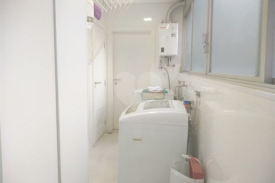 Apartamento à venda com 3 quartos, sendo 1 suíte, em Paraíso, São Paulo, SP
