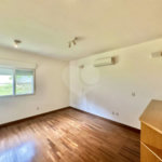 Casa à venda com 4 suítes no condomínio Recanto Impla, Carapicuíba - SP