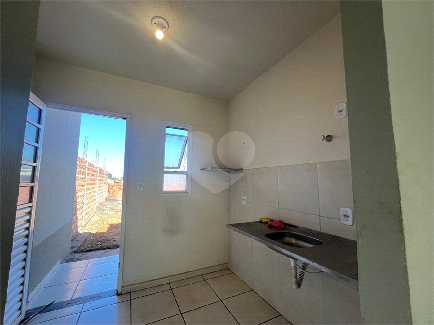 Casa à venda com 2 quartos em Residencial Reserva da Mata, Itapetininga, SP