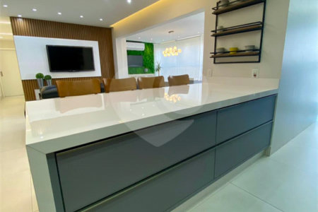 Apartamento à venda com 3 suítes em Cidade Mãe do Céu, São Paulo, SP