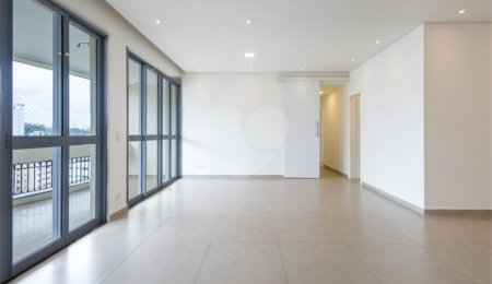 Apartamento à venda com 4 quartos, sendo 2 suítes,  em Indianópolis, São Paulo, SP