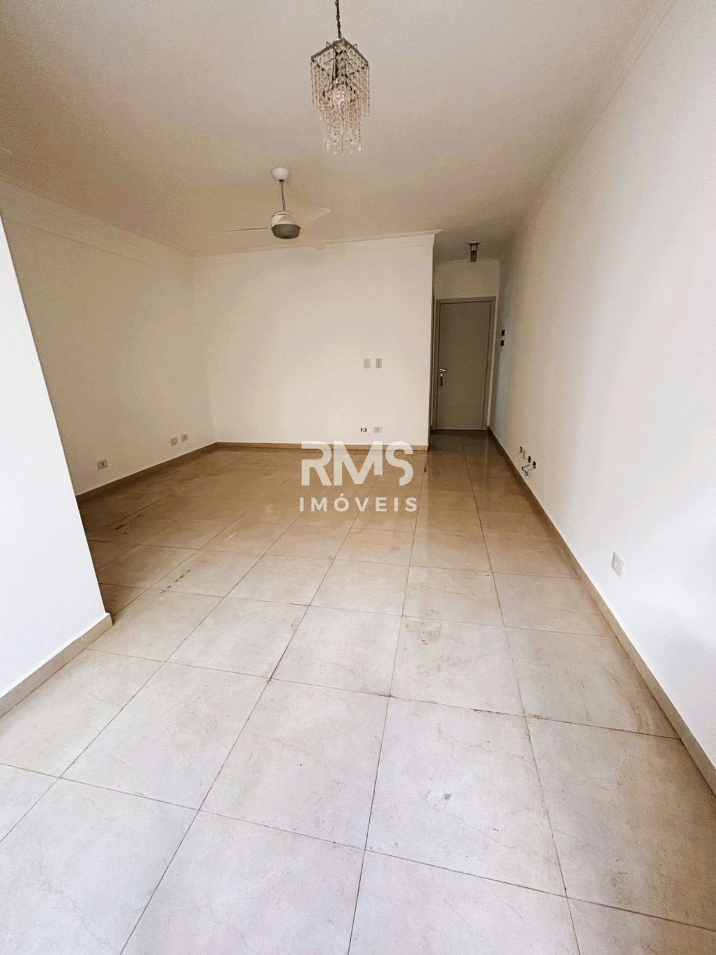 Apartamento à venda ou para alugar com 3 quartos, sendo 1 suíte,  em Vila São José, Itu, SP