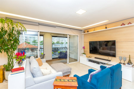 Apartamento à venda com 4 quartos, sendo 1 suíte, em Jardim Monte Kemel, São Paulo, SP