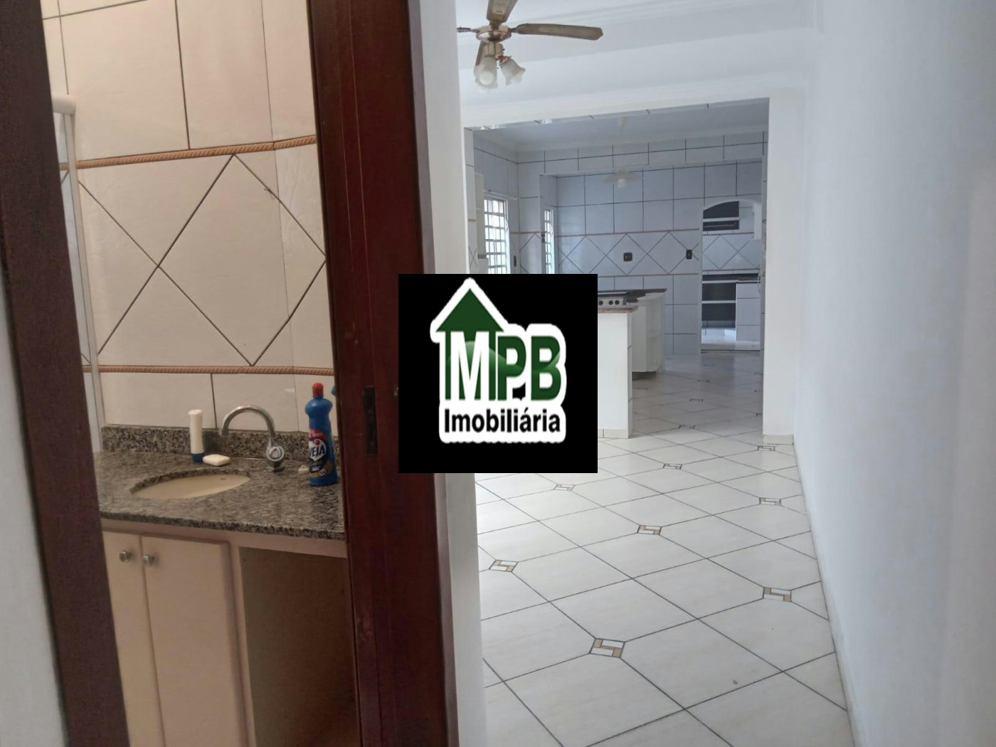 Sobrado à venda com 2 quartos, sendo 1 suíte, em Jardim Altos Do Itavuvu, Sorocaba, SP
