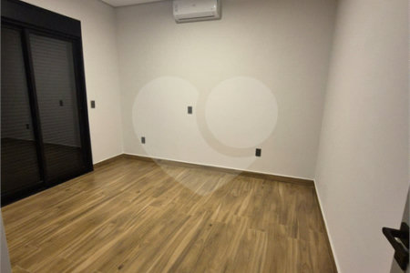 Casa à venda com 4 suítes no condomínio Residencial Dona Maria Candida, Indaiatuba - SP