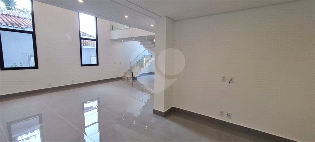 Casa à venda com 3 suítes no condomínio Reserva dos Vinhedos, Louveira - SP
