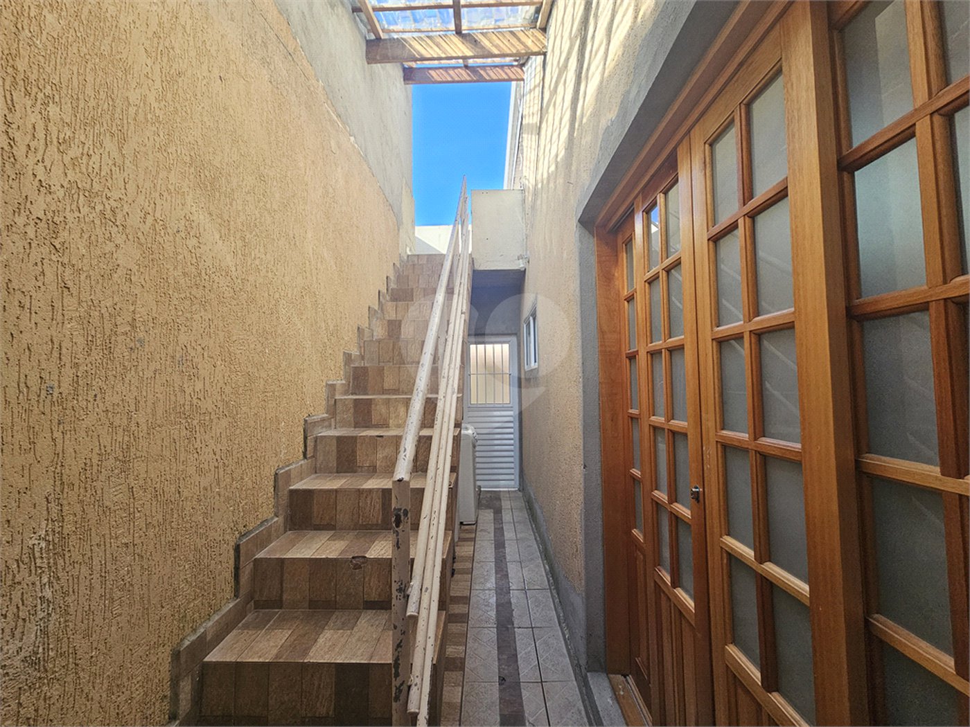 Casa à venda com 3 quartos, sendo 1 suíte,  em Conjunto Residencial Nova Bertioga, Mogi das Cruzes, SP