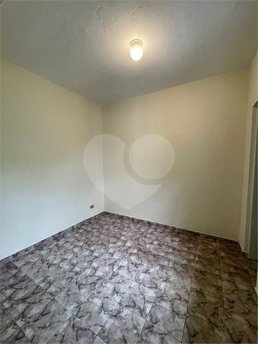 Casa Térrea para alugar com 1 quarto no Centro, Mogi das Cruzes, SP