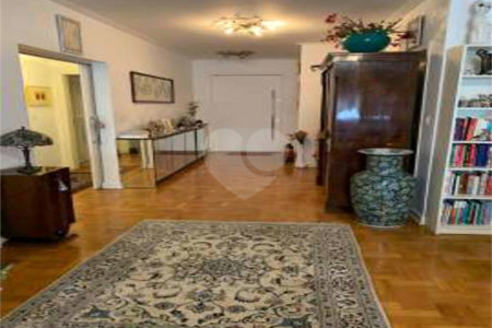 Apartamento à venda com 3 quartos, sendo 1 suíte, em Jardim Paulista, São Paulo, SP