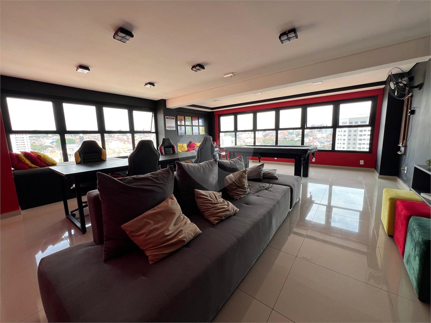 Apartamento à venda com 2 suítes em Atibaia Jardim, Atibaia, SP