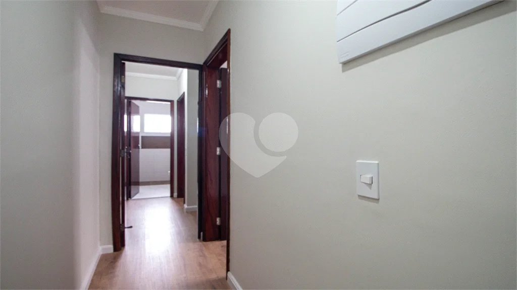 Sobrado à venda com 4 quartos, sendo 1 suíte,  em Jardim Peri Peri, São Paulo, SP