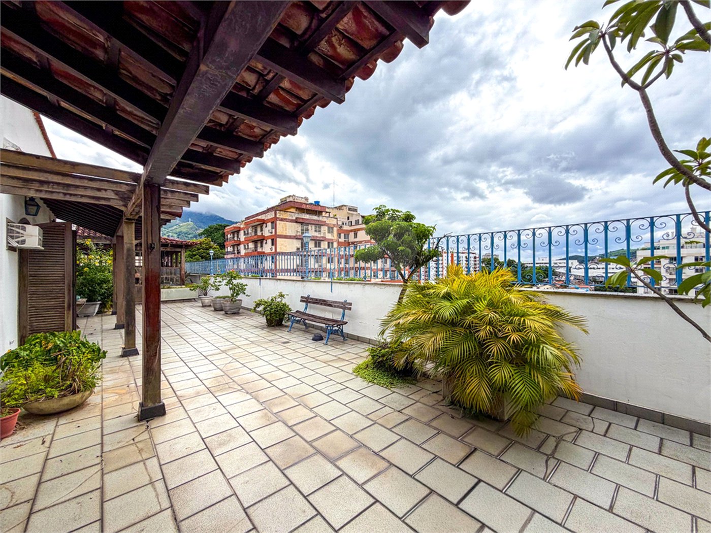 Cobertura à venda com 4 quartos, sendo 1 suíte, em Tijuca, Rio de Janeiro, RJ