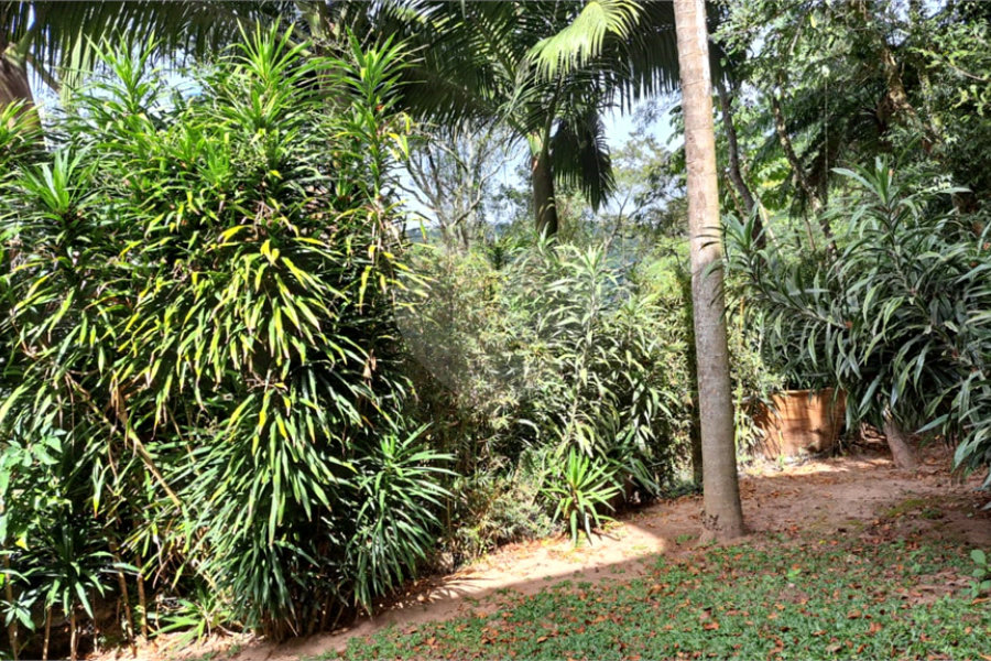 Casa à venda com 3 quartos, sendo 1 suíte, no condomínio Alpes da Cantareira, Mairiporã - SP