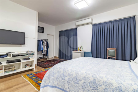 Casa à venda com 7 quartos, sendo 5 suítes,  em Morumbi, São Paulo, SP