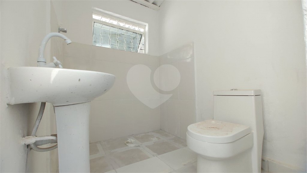 Casa à venda com 2 quartos em Chave, Votorantim, SP