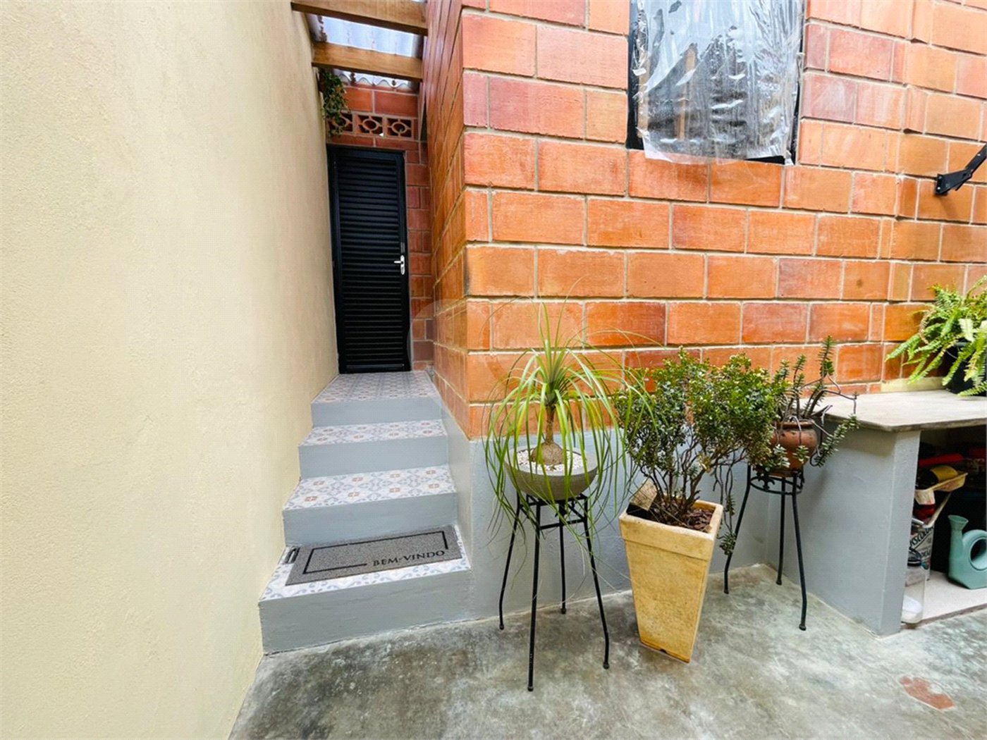 Casa à venda com 2 quartos, sendo 1 suíte, em Vila Olímpia, Sorocaba, SP