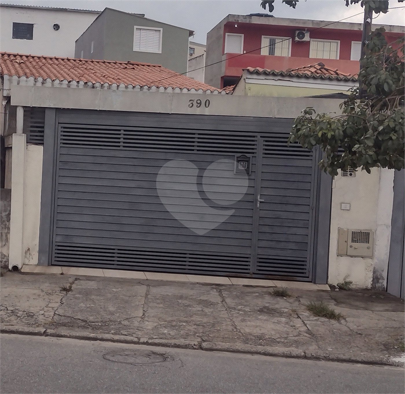 Casa à venda com 2 quartos, sendo 1 suíte, em Vila Gustavo, São Paulo, SP