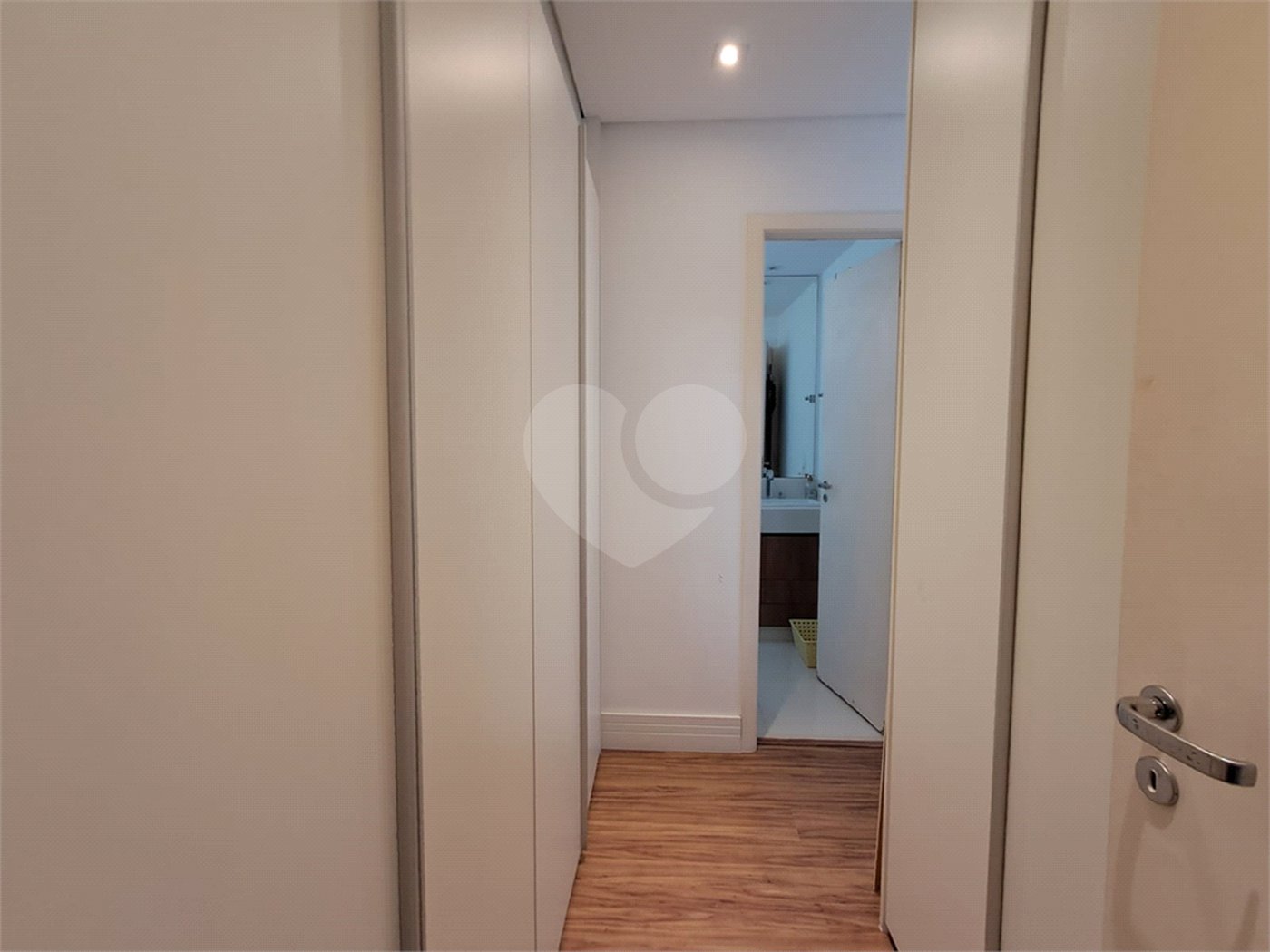 Apartamento à venda com 3 quartos, sendo 1 suíte, em Água Branca, São Paulo, SP