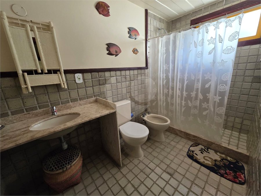 Casa em condomínio à venda com 3 quartos, sendo 2 suítes, em Praia Rasa, Armação dos Búzios, RJ