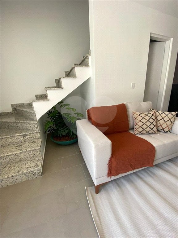 Casa à venda com 2 quartos no condomínio Vila Davos 2, São Paulo - SP