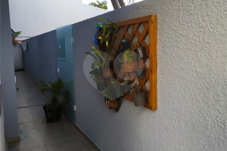 Casa à venda com 4 quartos, sendo 3 suítes,  no condomínio Residencial Real Park Tietê, Mogi das Cruzes - SP