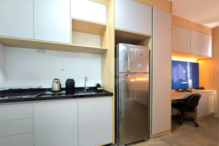 Studio Mobiliado Novo Andar Alto Próximo Metrô Paraíso
