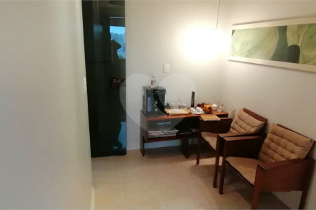 CONJUNTO COMERCIAL COM 45m2 PARA VENDA OU LOCAÇÃO NA VILA CLEMENTINO