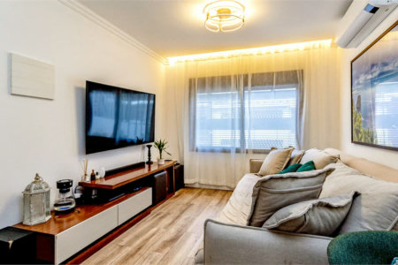 Sobrado à venda com 3 quartos, sendo 1 suíte,  em Cidade Monções, São Paulo, SP