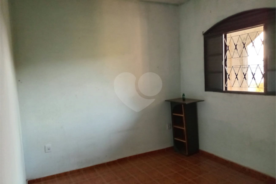 Casa à venda com 2 quartos, sendo 1 suíte, no condomínio Mirante da Mantiqueira I, Mairiporã - SP