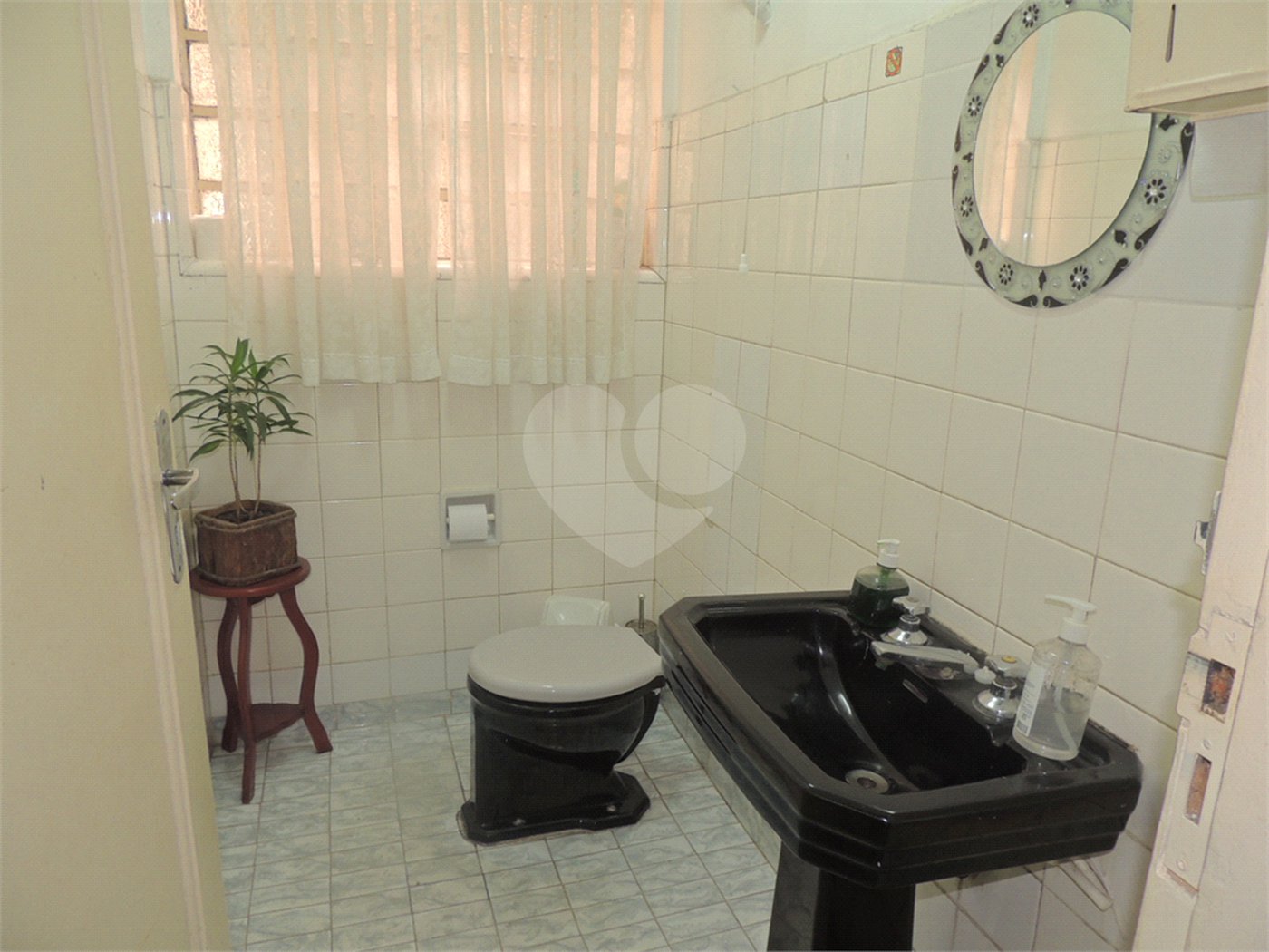 Sobrado à venda com 3 quartos, sendo 1 suíte, em Indianópolis, São Paulo, SP