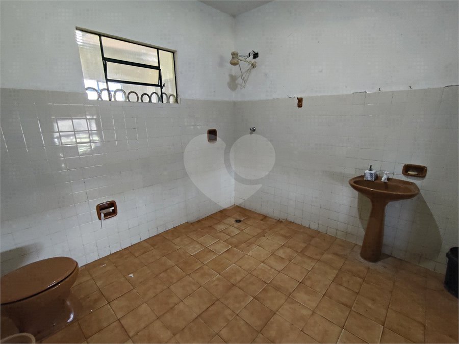 Fazenda para alugar com 3 quartos em Vila Santana, Itapetininga, SP