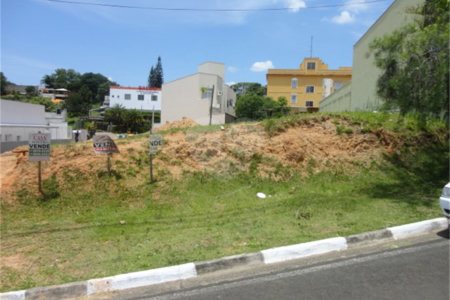 Terreno à venda no Centro, Vinhedo, SP