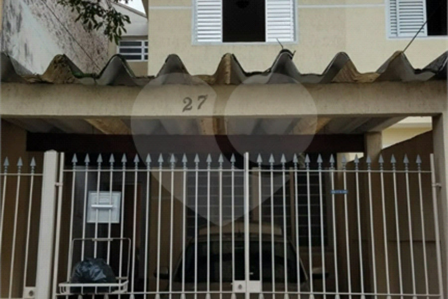 Sobrado à venda com 2 quartos em Tremembé, São Paulo, SP