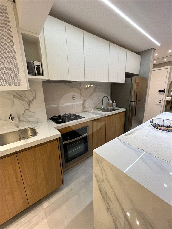 Apartamento à venda com 3 quartos, sendo 1 suíte, em Indianópolis, São Paulo, SP