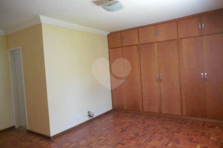 Casa Térrea à venda com 5 quartos, sendo 1 suíte, em Jardim Franca, São Paulo, SP