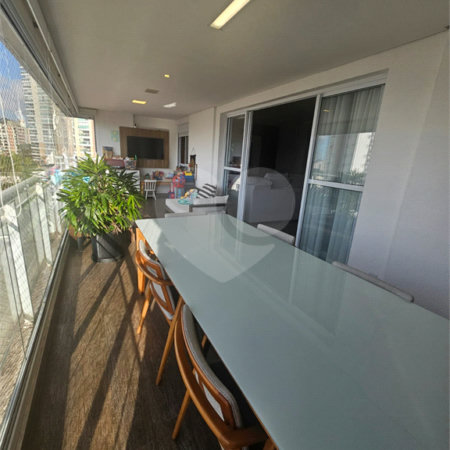 Apartamento à venda com 3 suítes em Santa Teresinha, São Paulo, SP